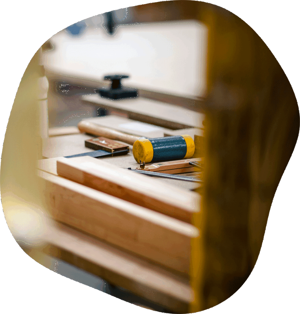 Image service outils Gaétan Lamarque Artisan menuisier agenceur en Dordogne-Expertise et savoir-faire sur mesure